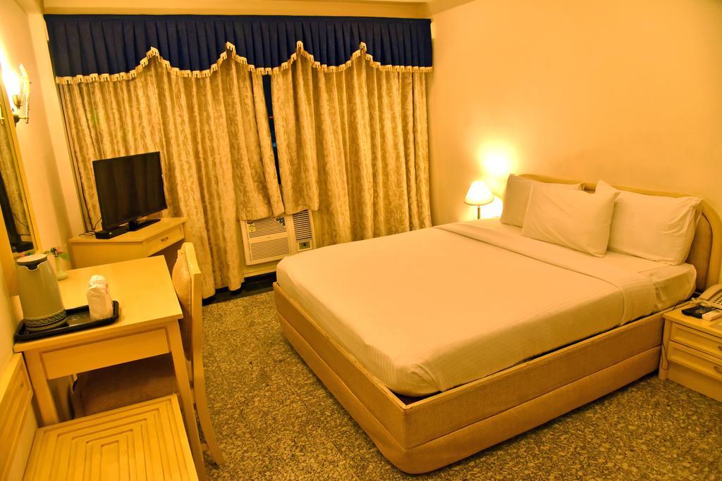 Hotel Poonja International Mangalore Eksteriør bilde